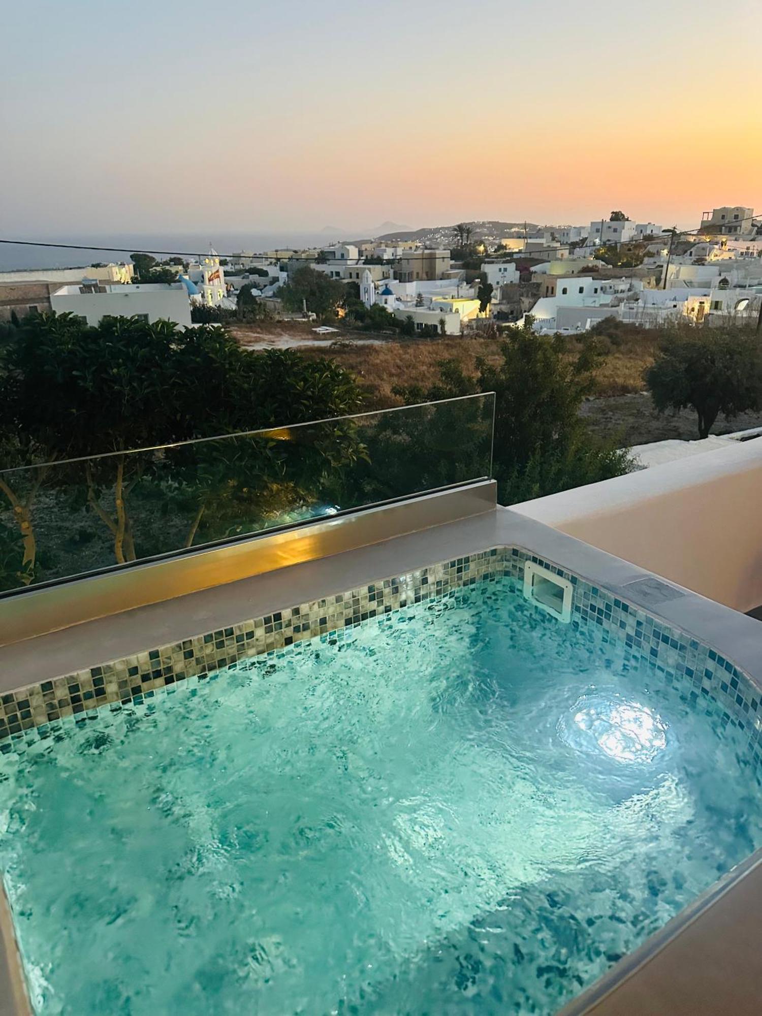 White Harmony Suites Megalochori  Dış mekan fotoğraf